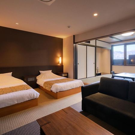 Hotel Yumeshizuku - Renovation From May 12 Until End Of July - Minamiaso Екстериор снимка