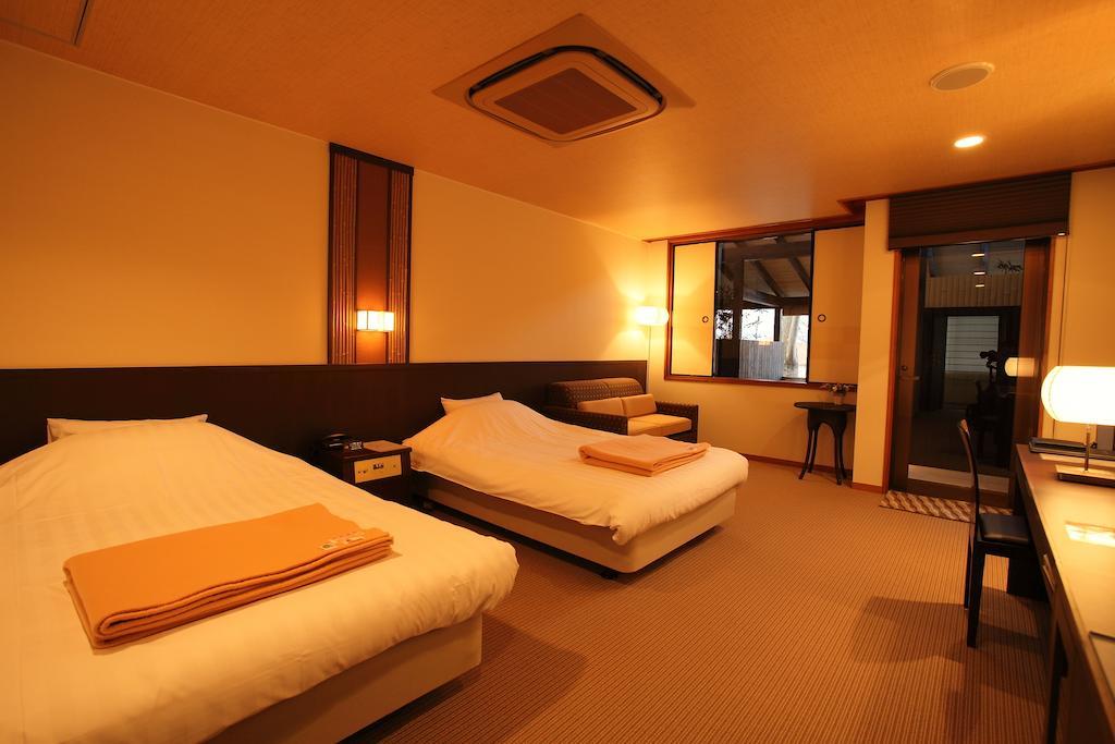 Hotel Yumeshizuku - Renovation From May 12 Until End Of July - Minamiaso Стая снимка