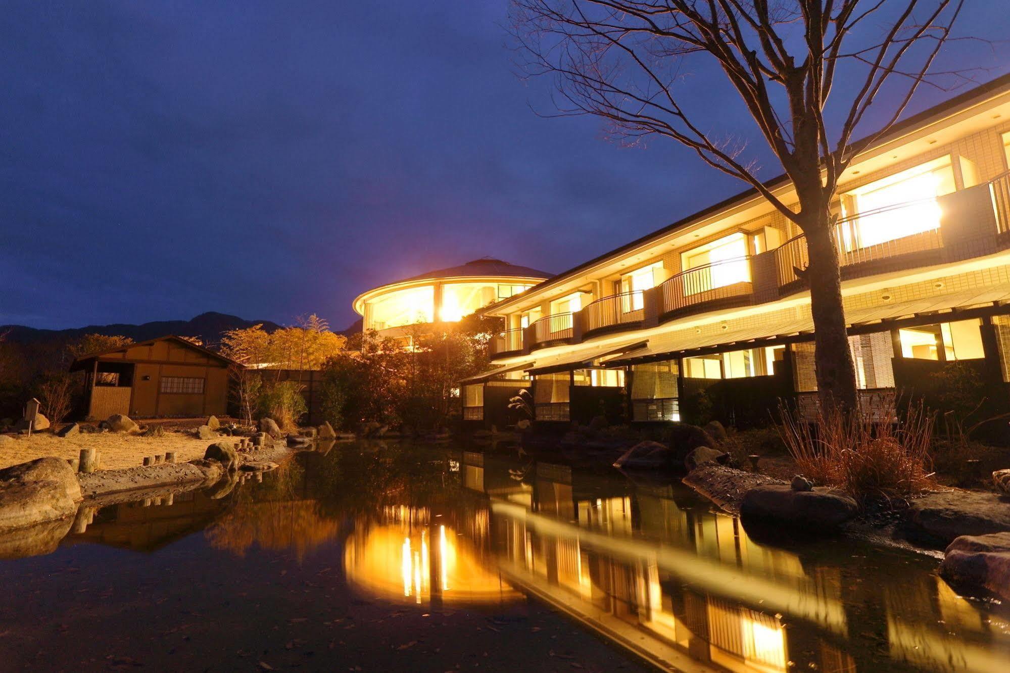 Hotel Yumeshizuku - Renovation From May 12 Until End Of July - Minamiaso Екстериор снимка